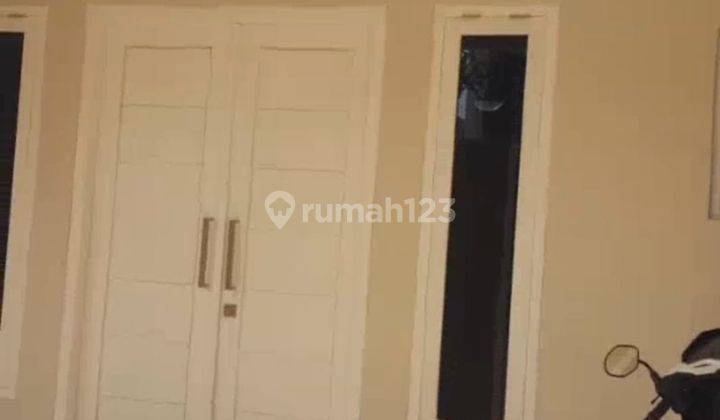 Dijual Rumah Kost Kostan di Jl Paus Jurangmangu Timur 1