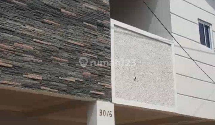 Dijual Rumah Kost Kostan di Jl Paus Jurangmangu Timur 2