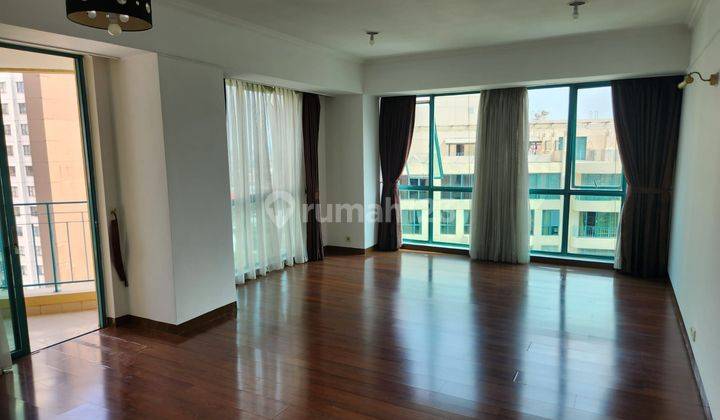 Dijual 2 BR Unit Apartment Casablanca Semi Furnished 1