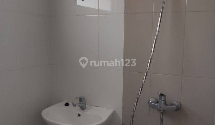 Termurah disewakan rumah Samara Village Gading Serpong Tangerang 12