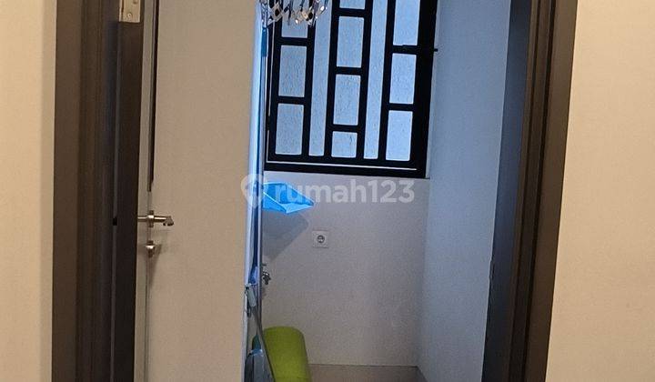 Termurah furnished Apartemen mewah Marigold NavaPark di BSD City 15