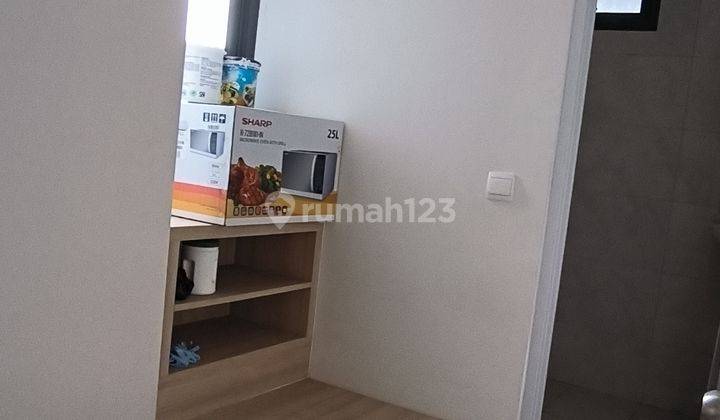 Termurah furnished Apartemen mewah Marigold NavaPark di BSD City 16
