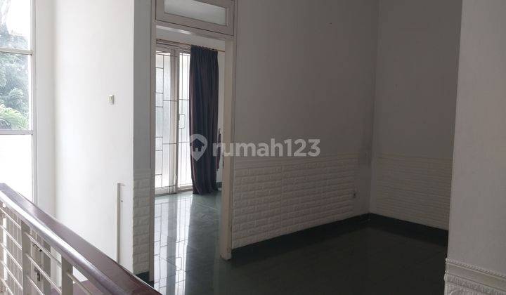 Rumah disewakan 10