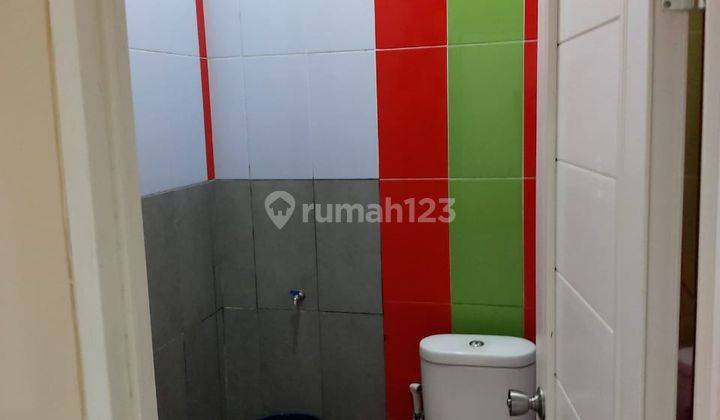 Rumah di kontrakan 5
