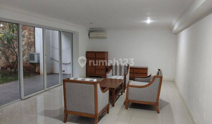 Rumah disewakan 11