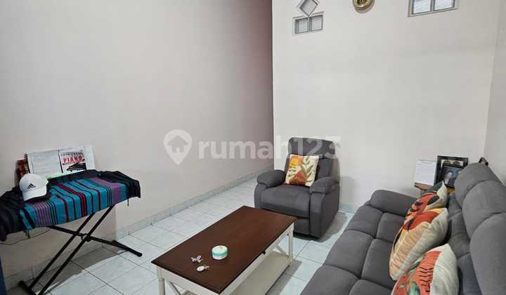 Rumah 3 Lantai Siap Huni Bebas Banjir Dipusat Kota Jakarta 1