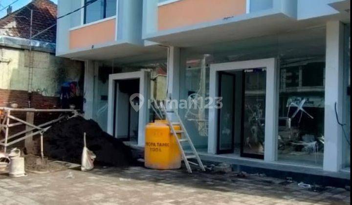 Ruko Baru Di Jalan Raya Canggu Kerobokan Bali 1