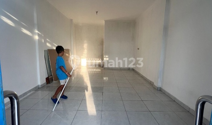 Ruko Strategis Di Jalan Utama Pantai Pererenan Ruko Strategis Di Jalan Utama Pantai Pererenan