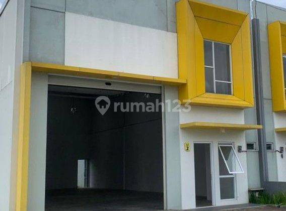 Komplek Pergudangan Modern Rasa Villa Gudang 1