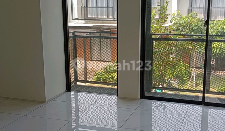 Jual Rumah Bagus Di Kota Baru Parahyangan