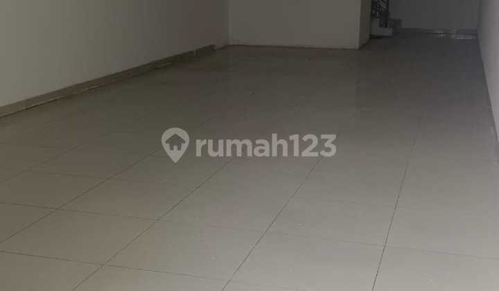 Mainroad Gunung Batu Shop-House. Ready for Rent. 2