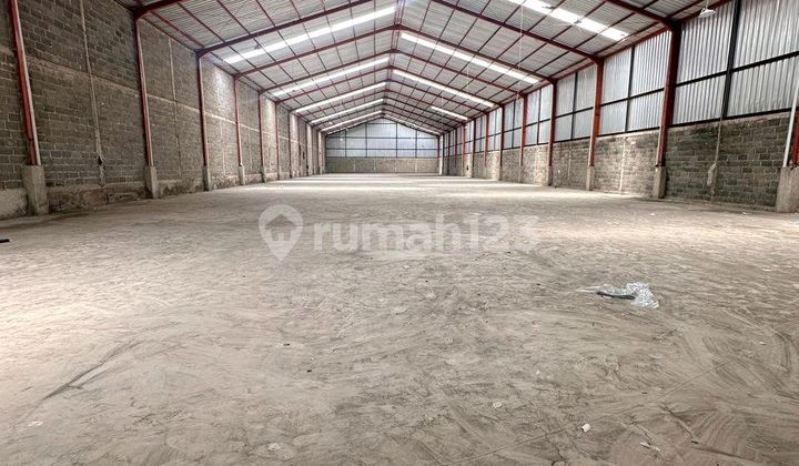 Nice Warehouse For Rent In Batujajar 40 Feet Access