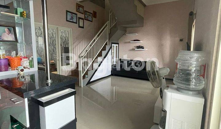 Rumah Cantik Siap Huni 2 Lantai Kediri 1