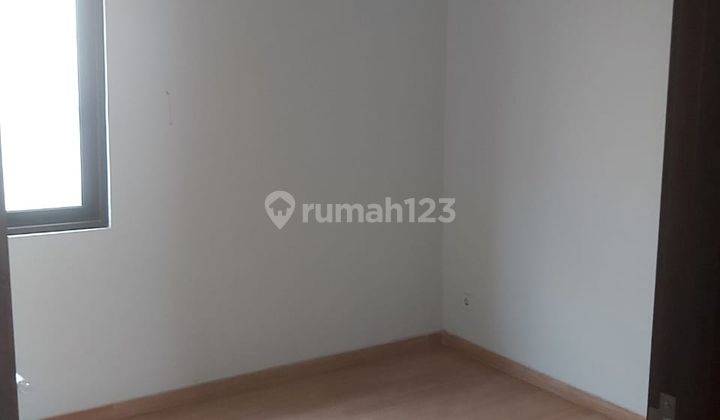 Rumah disewa blm prn dihuni 2 Lantai 1