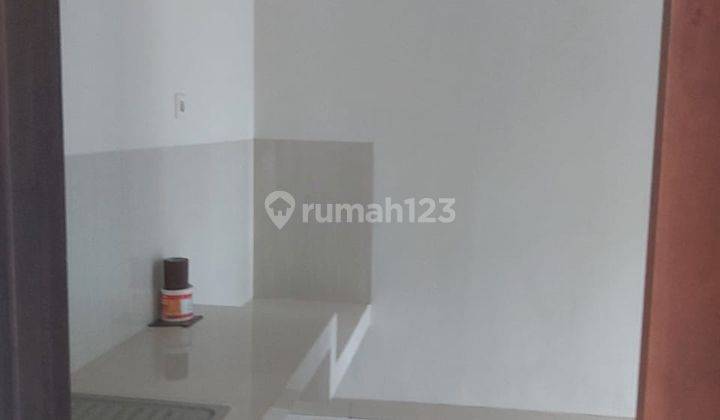 Rumah disewa blm prn dihuni 2 Lantai 6