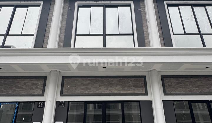Ruko Harvard Pik 2 3Lt 56M2 Hadap Boulevard Siap Pakai