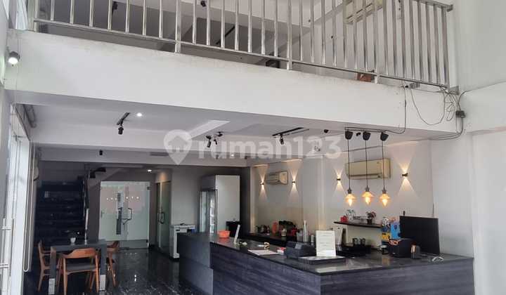 Gedung Hoek Luas 300M2 4Lt Multifungsi Siap Pakai Strategis di Pluit Karang Gedung Hoek Luas 300M2 4Lt Multifungsi Siap Pakai Strategis di Pluit Karang