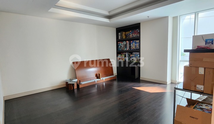 Apartemen Regatta Pluit 3+1Br Private Lift Semi Furnished PPJB Sea View 2