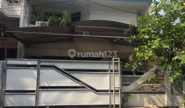 Rumah 2 Lantai 140m2 4+1kt di Grogol Petamburan Jakarta Barat 1