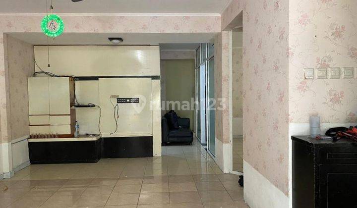 Rumah 2 Lantai Luas 6x15 90m2 Type 3kt di Perumahan Green Court Cengkareng Jakarta Barat 1