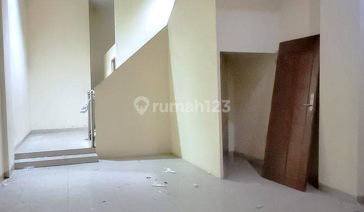 Rumah Ruko 3lt 5x15 75m2 di Muara Karang Pluit Jakarta Utara 1