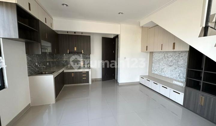 Jarang Ada! Rumah Hoek Baltimore Pik 2 Ext 4,5X10 Semi Furnished