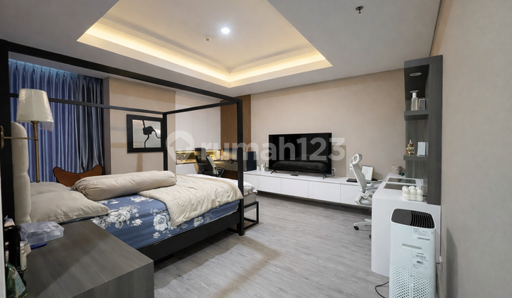Regatta Pluit Apartment 206M2 4+1 Bedrooms Fully Furnished Luxury Interior Ready to Occupy 2