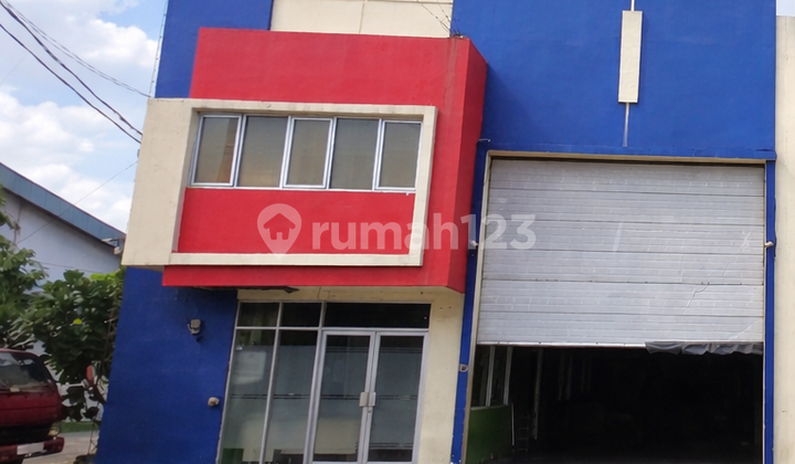 Gudang Central Cakung 2Lt 472 M2 HGB Siap Pakai Strategis Gudang Central Cakung 2Lt 472 M2 HGB Siap Pakai Strategis