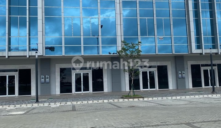 Ruko Soho Wallstreet Pik 2 3.5 Floors 8X18 Strategic Facing Boulevard 1