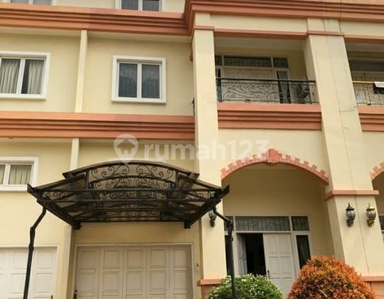 Exclusive Cluster Mutiara Mediterania Residence 315M2 4+1Kt Semi Furnished