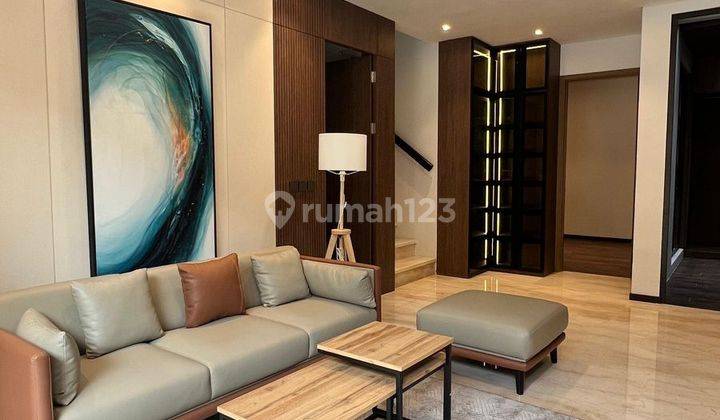 ruang keluarga brandnew rumah 8x15 4+1kt full