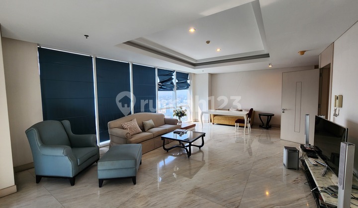 Apartemen Regatta Pluit 3+1Br Private Lift Semi Furnished PPJB Sea View