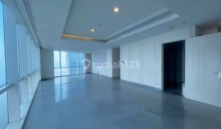 3+1BR 243m Furnished Private Lift Sea View Apartemen Regatta Pm Pantai Mutiara 2