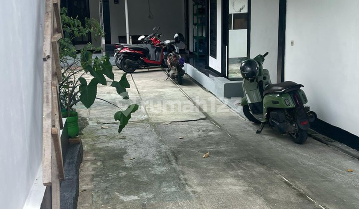 Rumah Dan Usaha Kost Cilandak 2Lt 25KT 571m2 SHM Lokasi Strategis