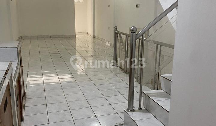Rumah Ruko Jelambar Barat 3Lt 78M 4Kt SHM Strategis Pinggir Jalan 2