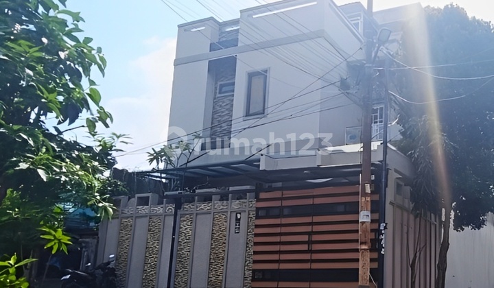 Rumah Mewah Sunter Mas Timur 3Lantai 10x15 3KT SHM Full Furnished 2