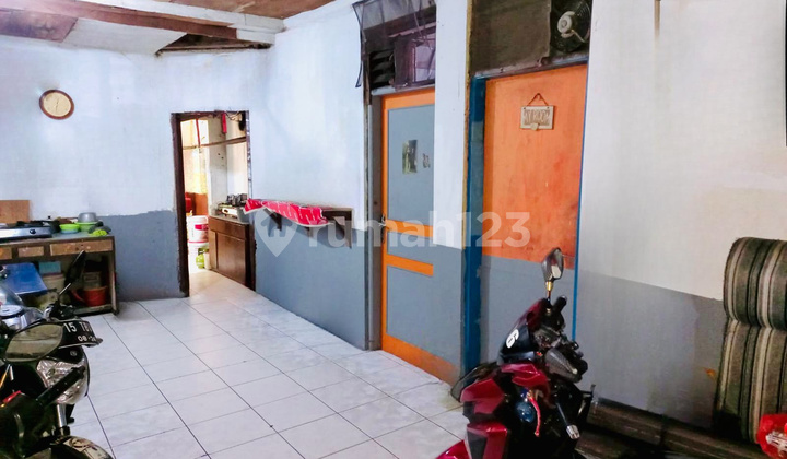 Grogol Shop House 7x23 161m2 Strategic Location Roadside Suitable for Business 2