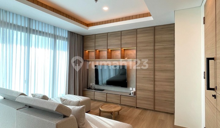 Apartemen Windsor Puri 3BR 145m Full Furnished Mewah Private Lift