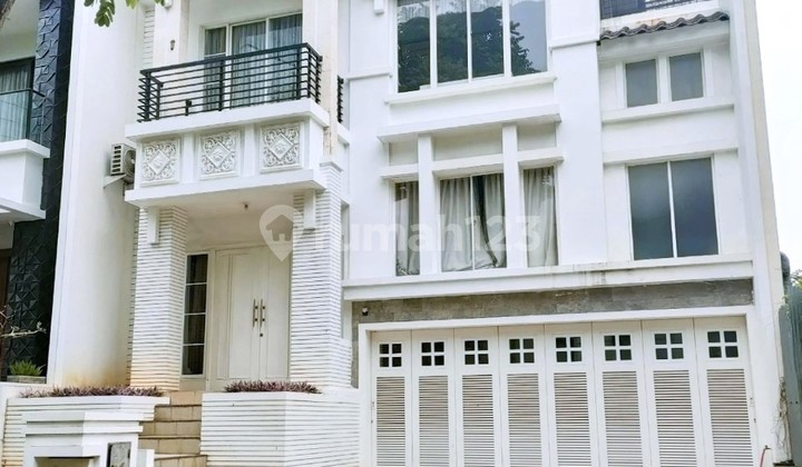 Rumah Mewah Crown Golf Pearl Golf PIK 10x33 3KT Cluster Premium