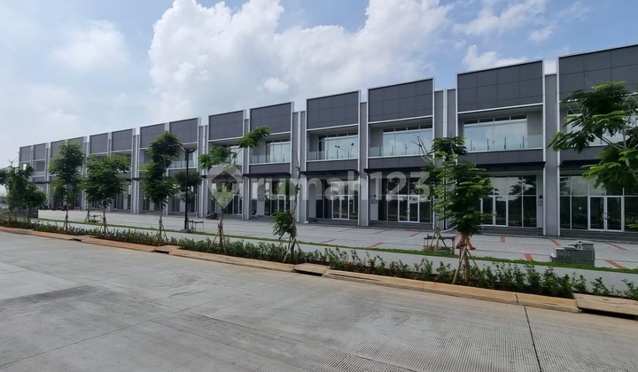 Ruko Marina Bay Loft PIK 2 Ext 6x20 2Lt Plus Mezanin Hadap Jalan