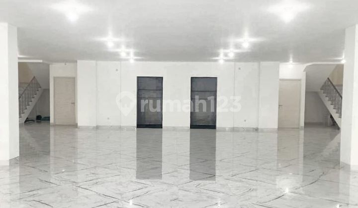 Brand New Duren Sawit Building, 1600m² Area, Includes Elevator Shaft, Strategic Location Brand New Duren Sawit Building, 1600m² Area, Includes Elevator Shaft, Strategic Location