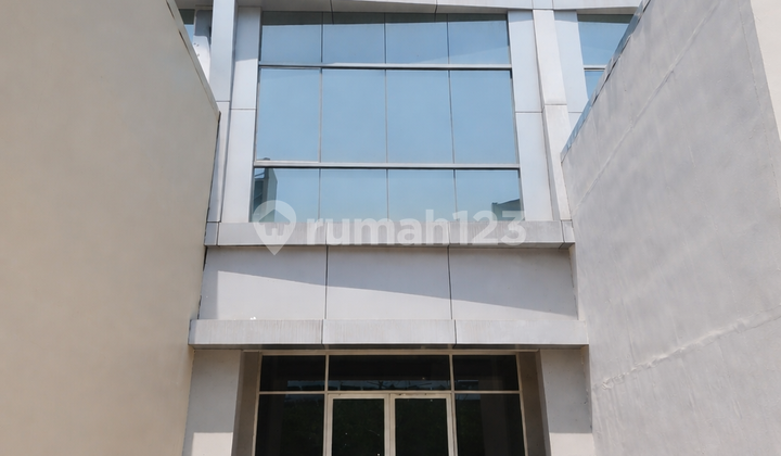 For Rent Premium Ruko Golf Island Pik 4.5X15 Beach Theme Ready to Use 2