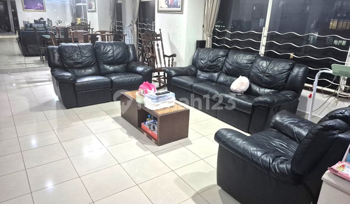 Apartemen Exclusvie Pantai Mutiara 158M2 3+1Br Semi Furnished Best View 2