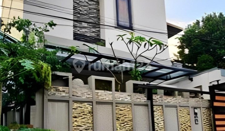 Rumah Mewah Sunter Mas Timur 3Lantai 10x15 3KT SHM Full Furnished Rumah Mewah Sunter Mas Timur 3Lantai 10x15 3KT SHM Full Furnished