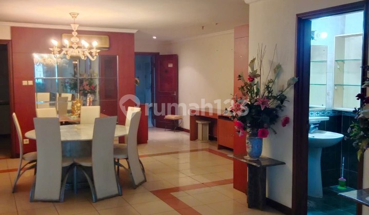 Apartemen Riverside Tower 1B 198M2 4+2Kt HGB Semi Furnished Siap Huni