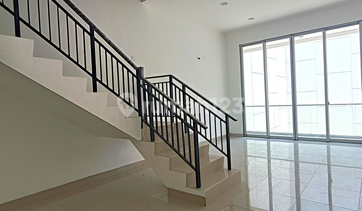 Luxurious 8x25 3+1BR House Ready to Occupy in Manhattan Cluster, PIK 2 2