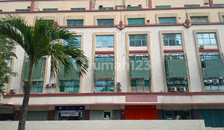 Gudang 128M2 8X16 4Lt Strategis HGB Hadap Boulevard di Mall Mangga Dua Jakpus