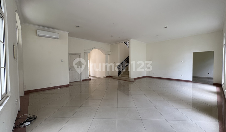 Rumah Hoek Mewah Flamboyan Golf Pik 15X23 5+1Kt SHM 2