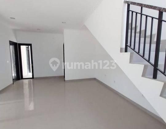 Rumah Modern Cluster Danau 8x15 4+1KT di Cluster Denver PIK 2  2