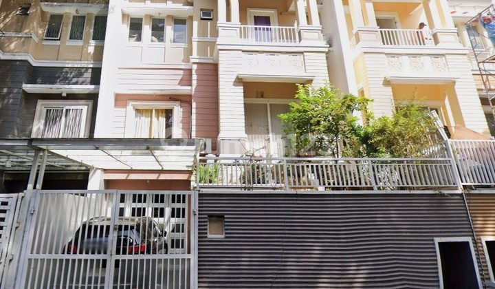 Rumah Town House Emerald Bgm Pik 3Lt 8X14 4+1Kt SHM Siap Huni 2